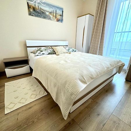 Luxflats Apartament Arrow Владыславово Экстерьер фото